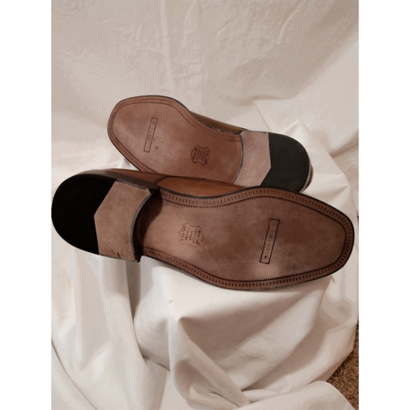 FLORSHEIM Captoe Cognac pebble leather Oxfords. - Picture 2 of 5